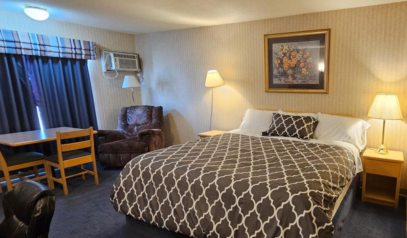 Perfect Inns & Suites Weyburn 외부 사진