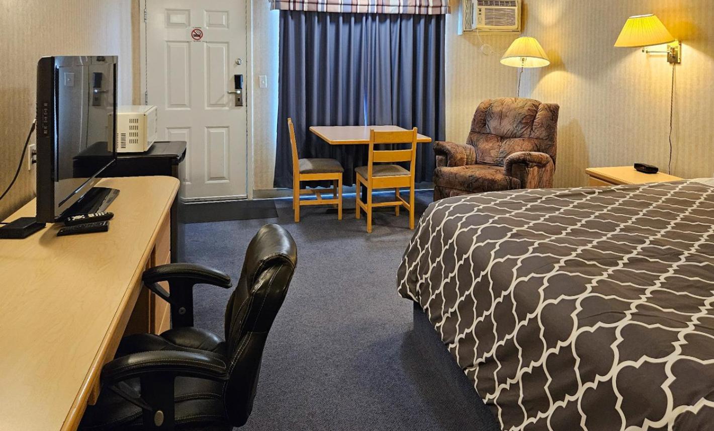 Perfect Inns & Suites Weyburn 외부 사진