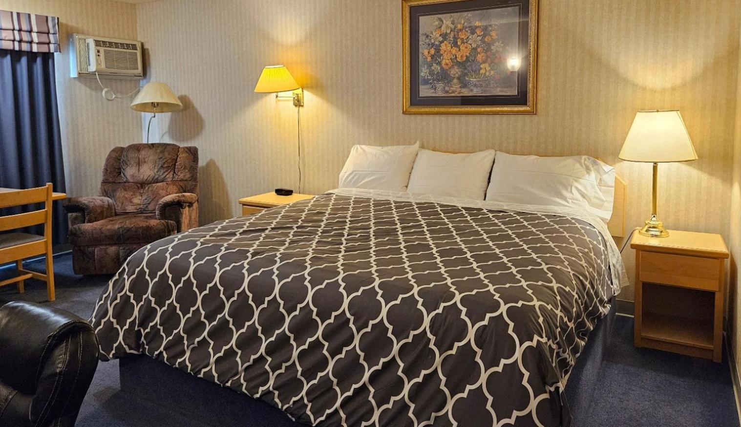 Perfect Inns & Suites Weyburn 외부 사진